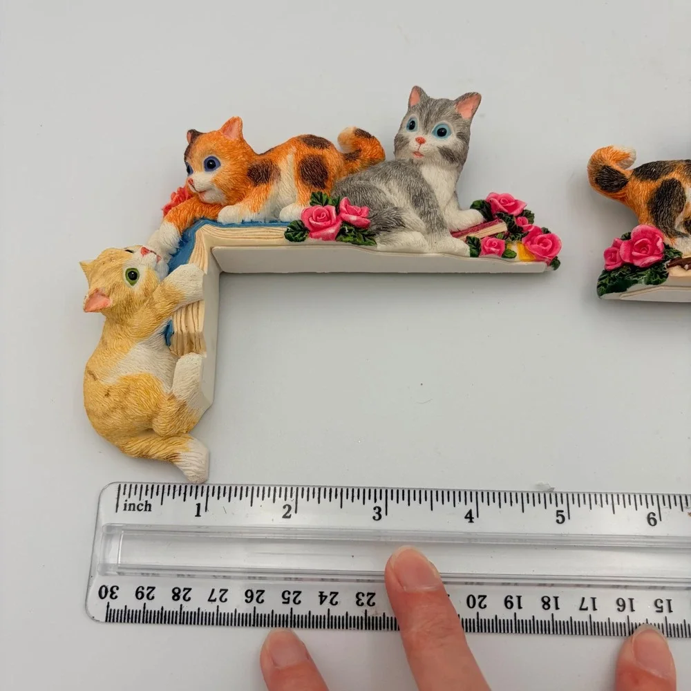 Vintage Style Kitten Cat Door Frame Topper Wall Decor Set of 2 Resin Roses